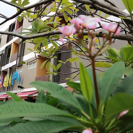 Namnon Place Нонтабури Екстериор снимка
