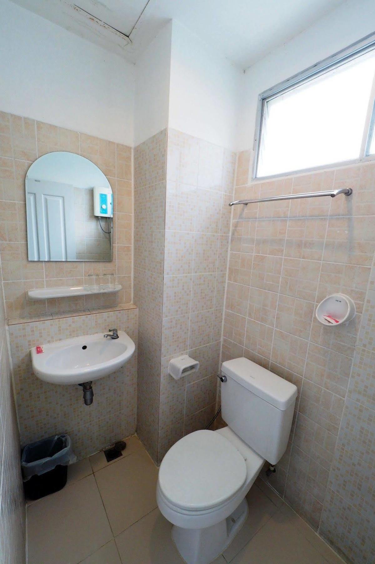 Namnon Place Нонтабури Екстериор снимка